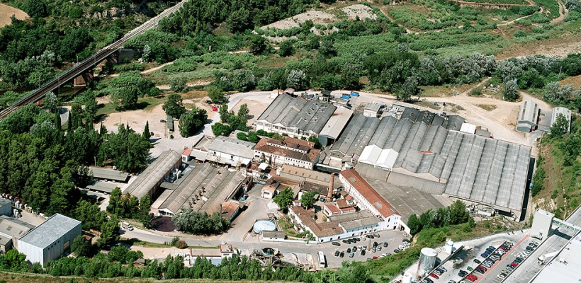 Guarro_Casas_fabrica_aeria_1-recadre.jpg Guarro_Casas_fabrica_aeria_1-recadre.jpg