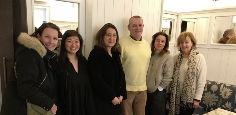 LQ12246135C_picture_0_cropped.png Delphine Beauchesne, directrice des relations presse Article Onze pour Viquel, Stéphanie Trinh, manager relations presse Article Onze pour Viquel, Gwenolene Gallais, directrice marketing de Viquel, Olivier Solliliage, vice-président de Votre école chez vous, Vanessa Viquel-Delangre, directrice générale de Viquel, et Isabelle Welcomme, présidente de Votre école chez vous.